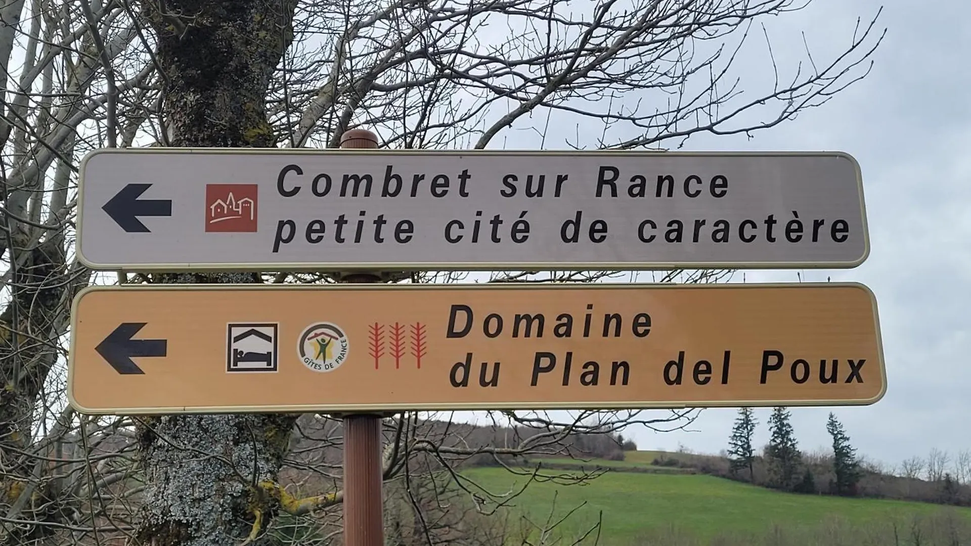 Domaine Du Plan Del Poux Gite Rural Combret 別荘